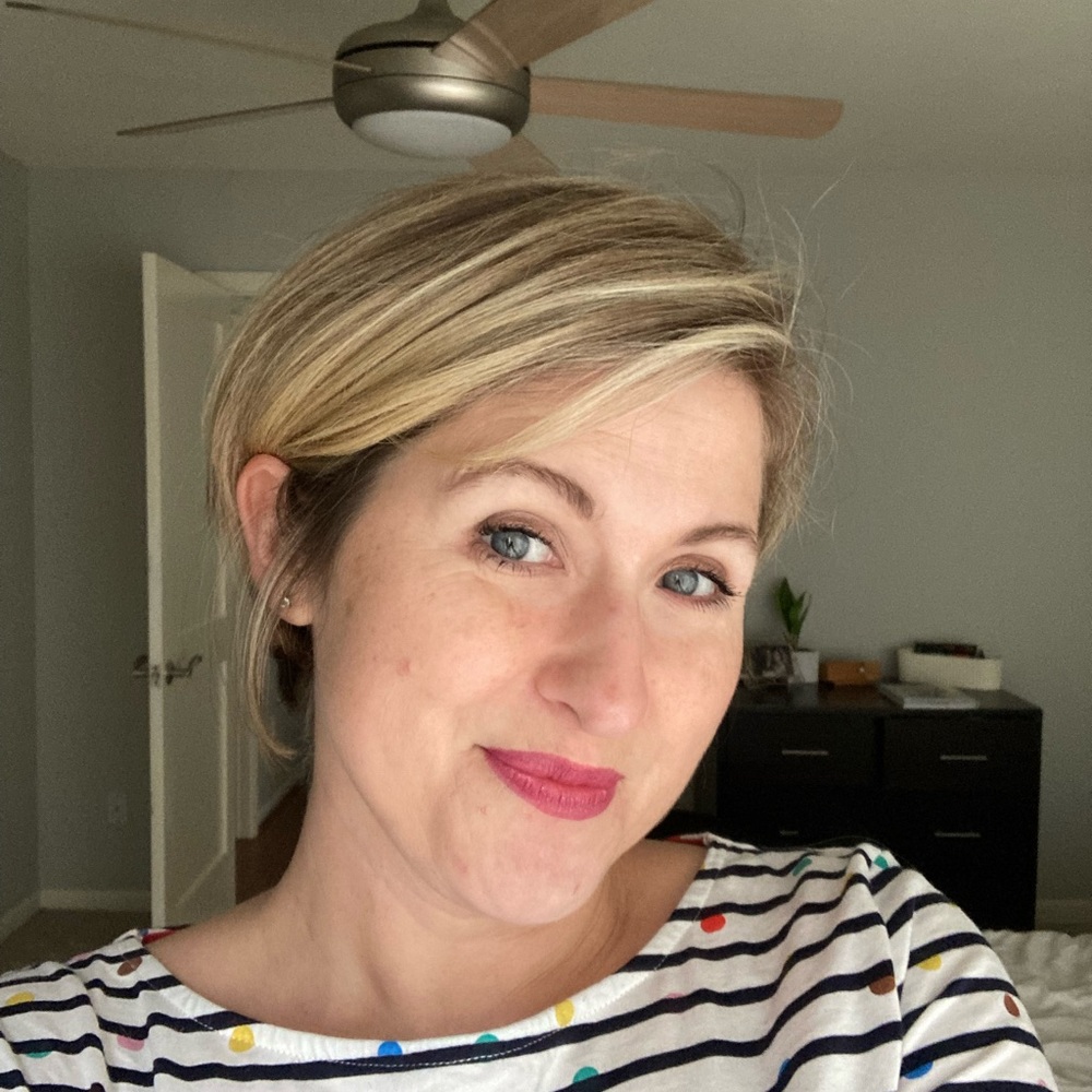 Meet your Posher, Crystal